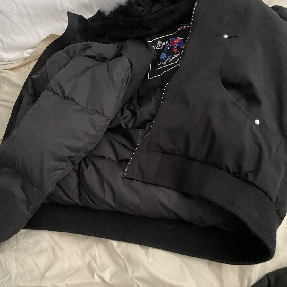 Moose knuckle coat !